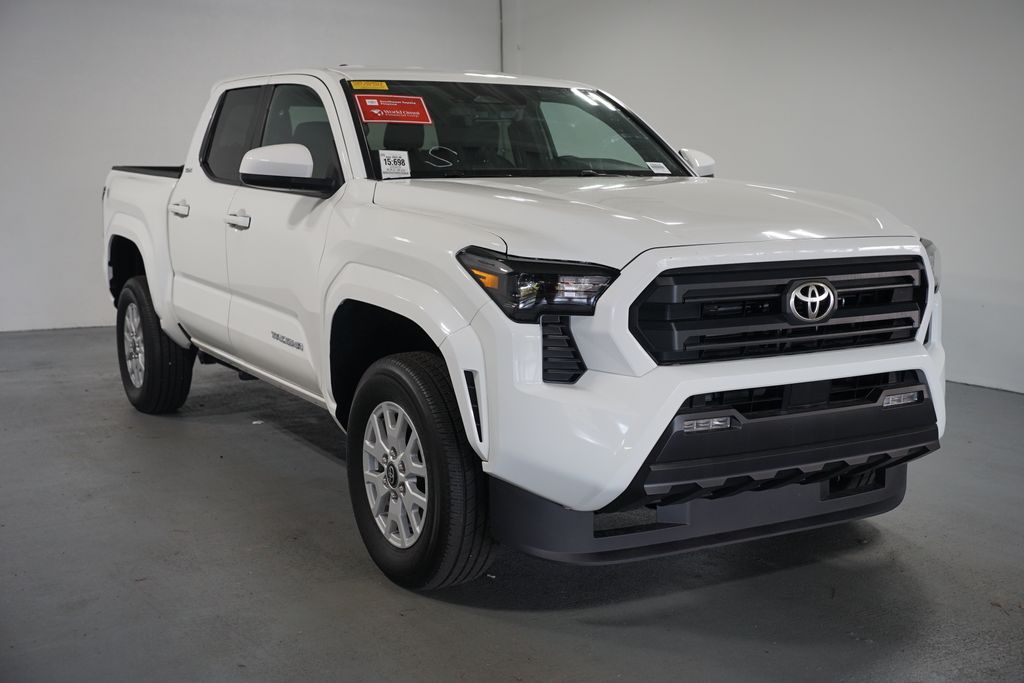 Thumbnail: 2025 Toyota Tacoma - 3