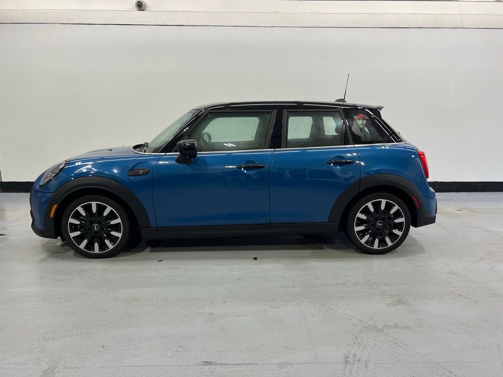 2022 MINI Cooper S 2