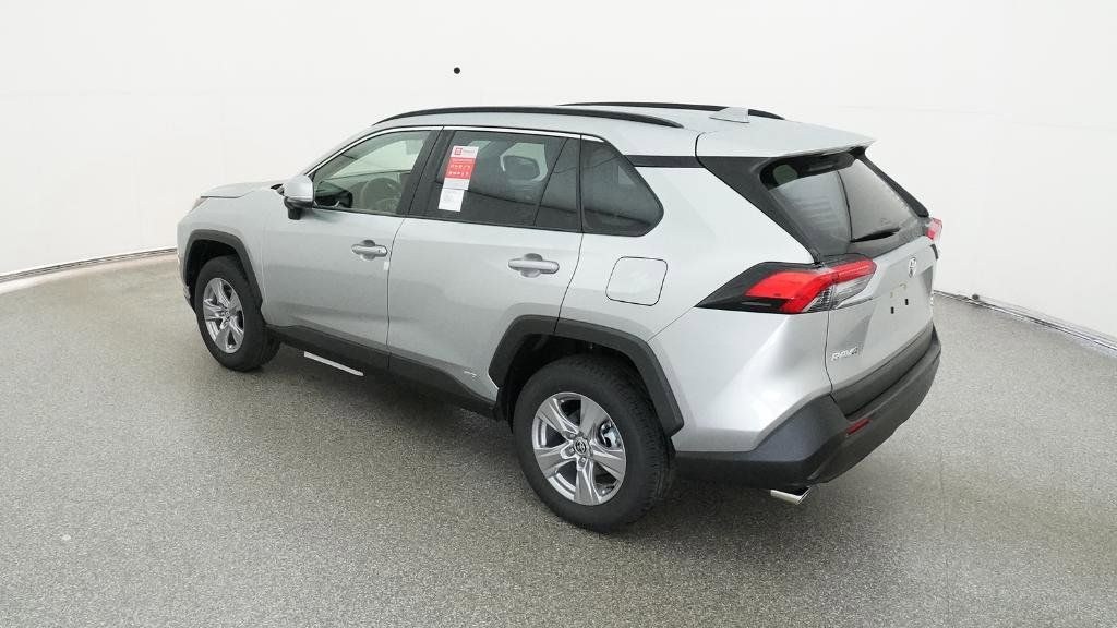 Thumbnail: 2025 Toyota RAV4 - 14