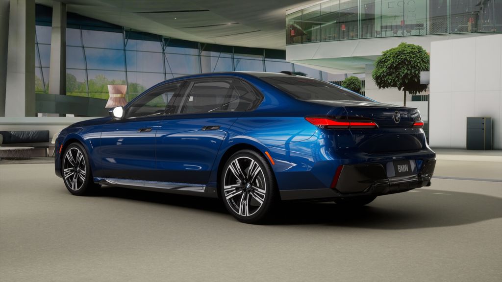 Thumbnail: 2026 BMW 7 Series - 30