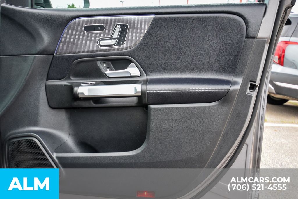 2021 Mercedes Benz GLB 250 4MATIC photo 41