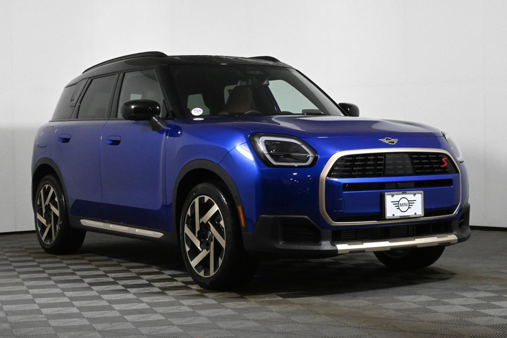 2025 MINI Cooper Countryman Iconic 9