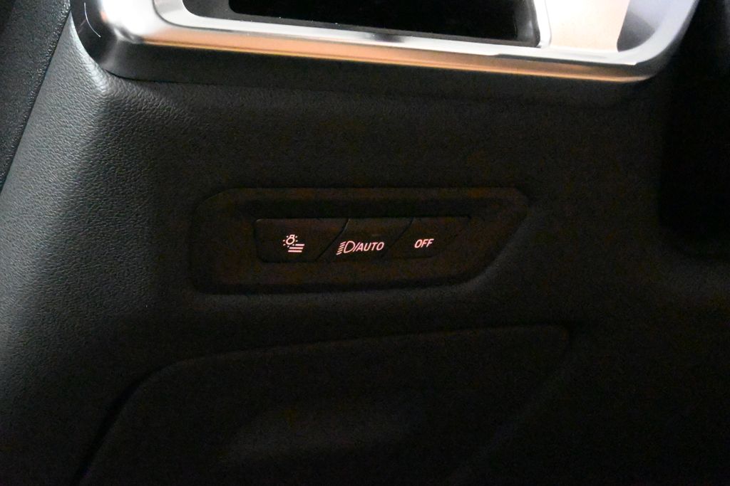 Thumbnail: 2026 BMW X5 - 27