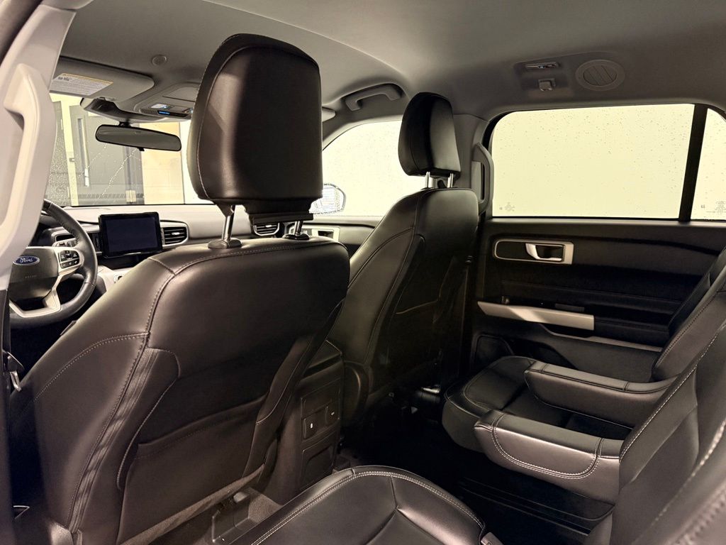 Thumbnail: 2023 Ford Explorer - 21