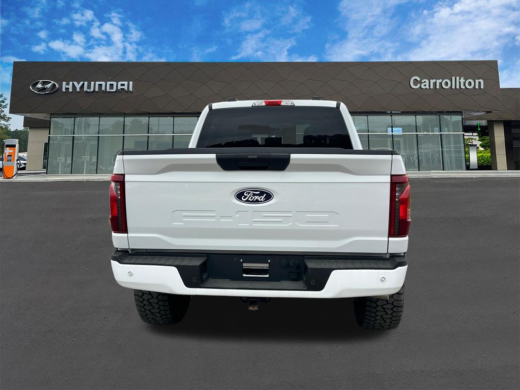 Used 2025 White Ford XLT image 6