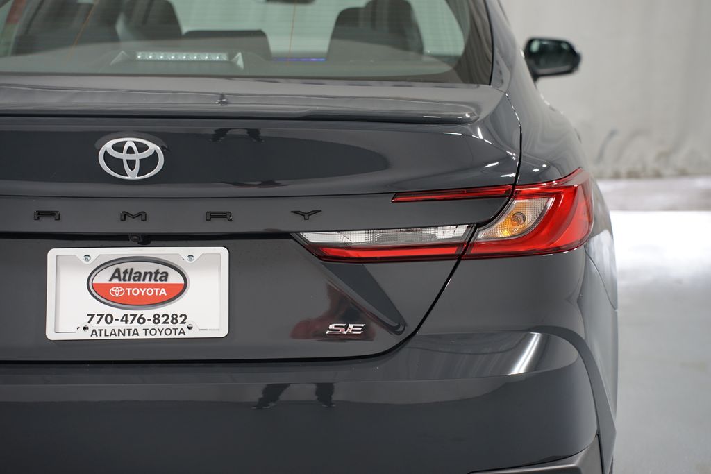 Thumbnail: 2025 Toyota Camry - 10