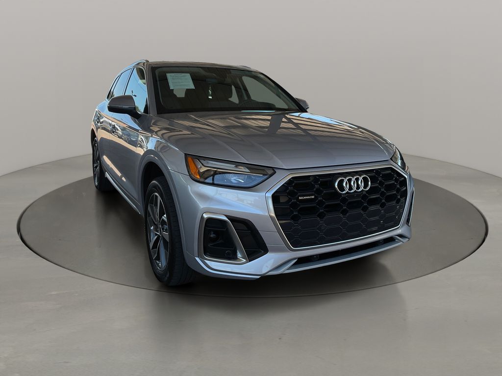 Florett Silver Metallic 2023 Audi Q5 SUV / Crossover All-Wheel Drive 7-Speed Automatic