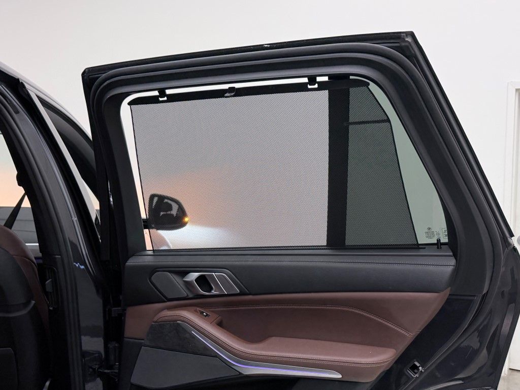 Thumbnail: 2020 BMW X5 - 30