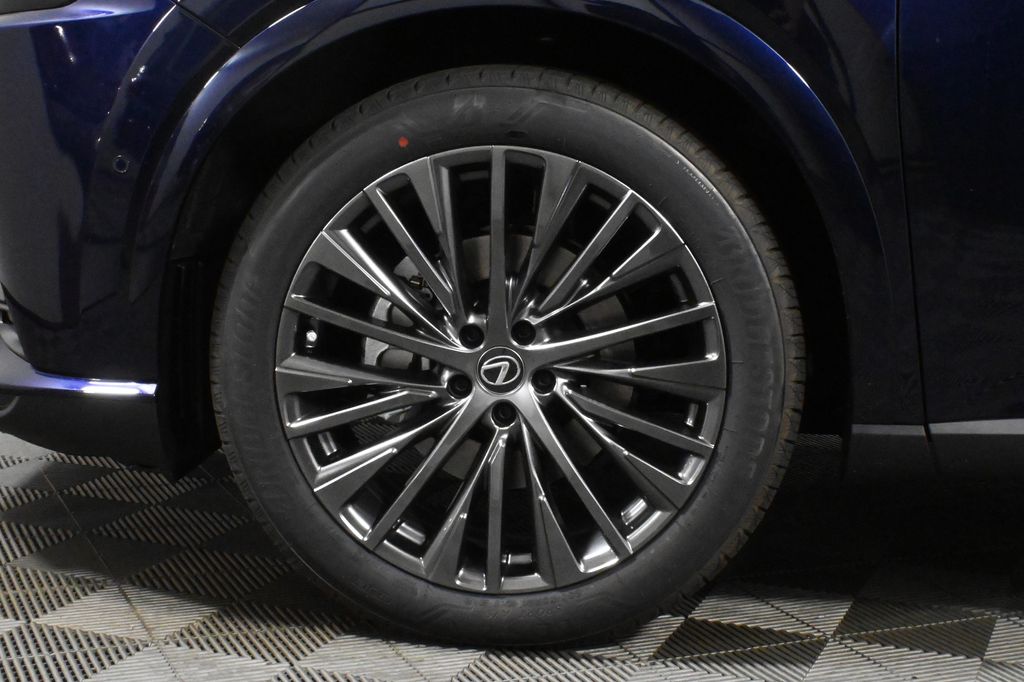 Thumbnail: 2025 Lexus RX - 12