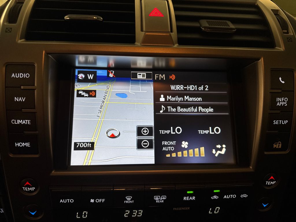 Used 2016 Black Lexus 460 Luxury image 27