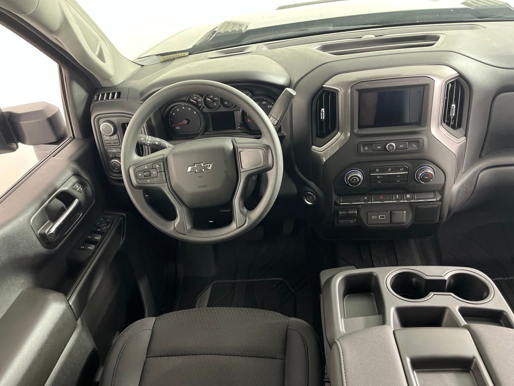 Thumbnail: 2026 Chevrolet Silverado 2500 - 17