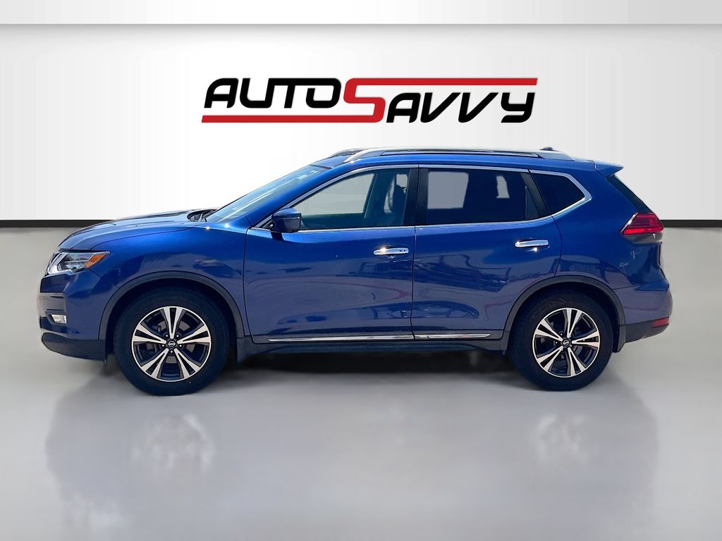 Used 2017 Blue Nissan SL image 4