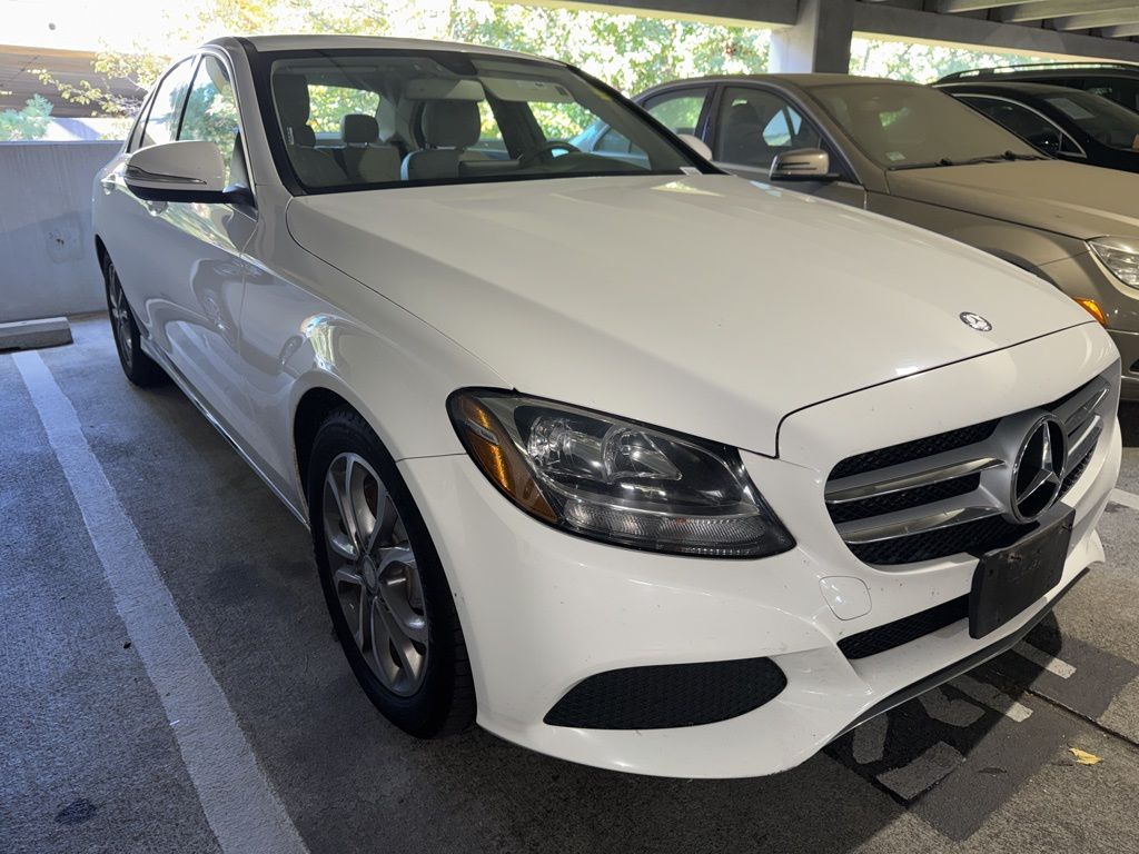 Thumbnail: 2015 Mercedes-Benz C-Class - 3