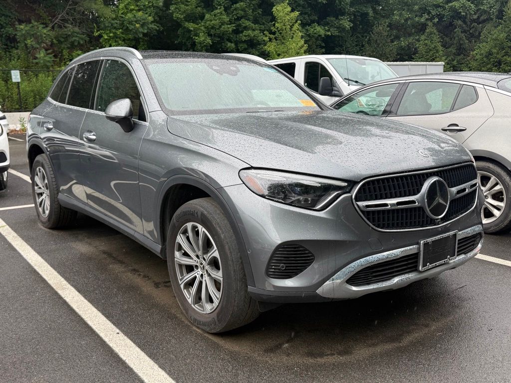Selenite Gray Metallic 2023 Mercedes-Benz GLC SUV / Crossover All-Wheel Drive 9-Speed Automatic