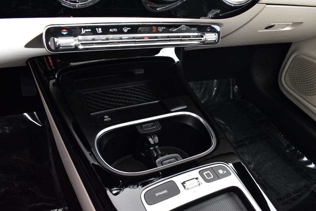 Thumbnail: 2025 Mercedes-Benz CLA - 24