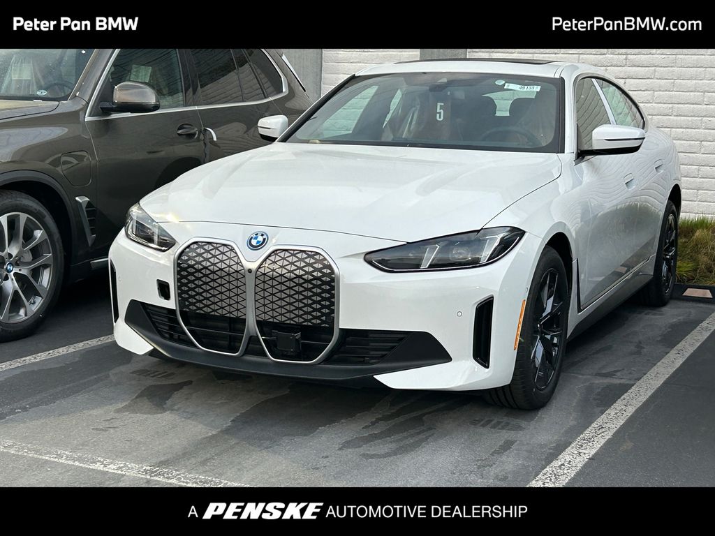 Thumbnail: 2025 BMW i4 - 1