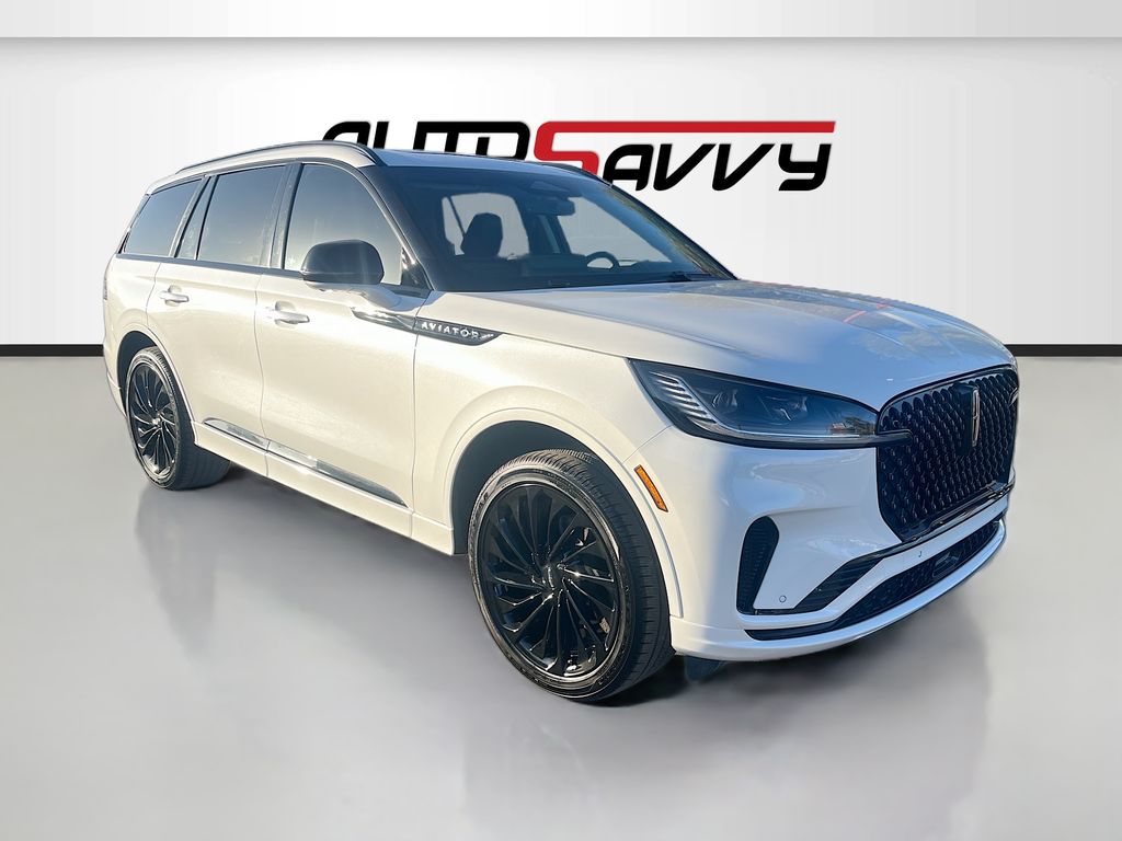 2025 Lincoln Aviator Reserve AWD's photo