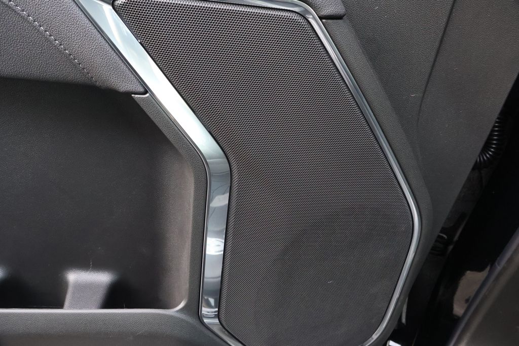 Thumbnail: 2026 Chevrolet Silverado 1500 - 19