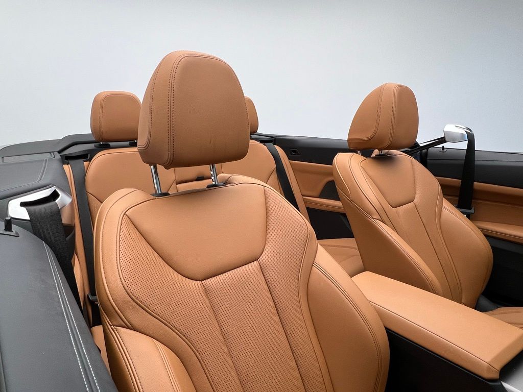 Thumbnail: 2025 BMW 4 Series - 12
