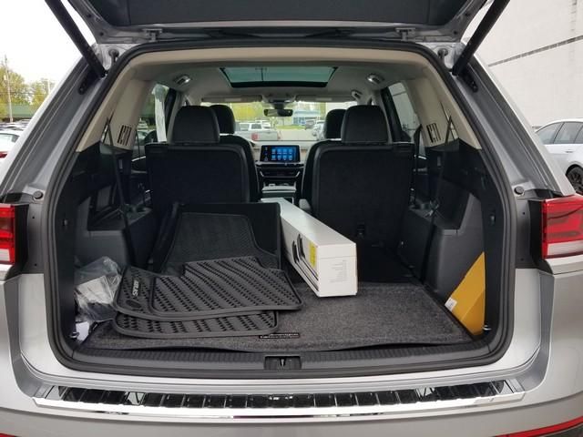 new 2026 Volkswagen Atlas car, priced at $51,218