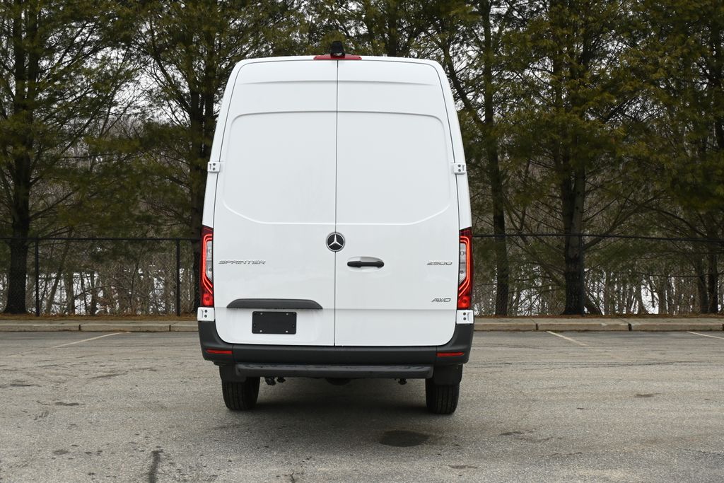 Thumbnail: 2026 Mercedes-Benz Sprinter - 5
