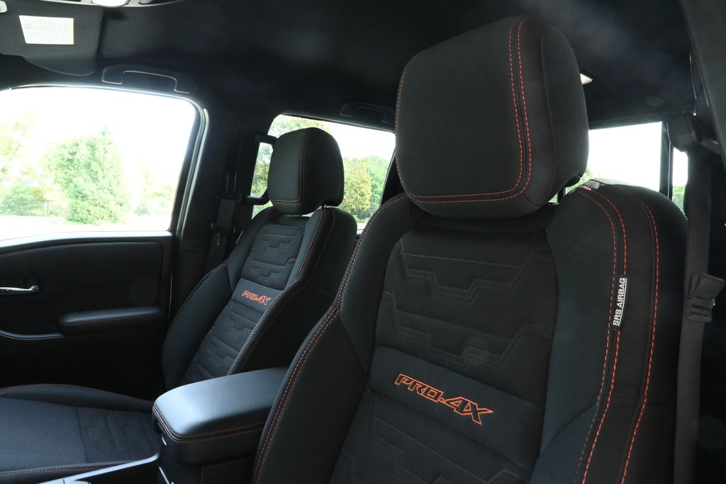 Thumbnail: 2023 Nissan Frontier - 15