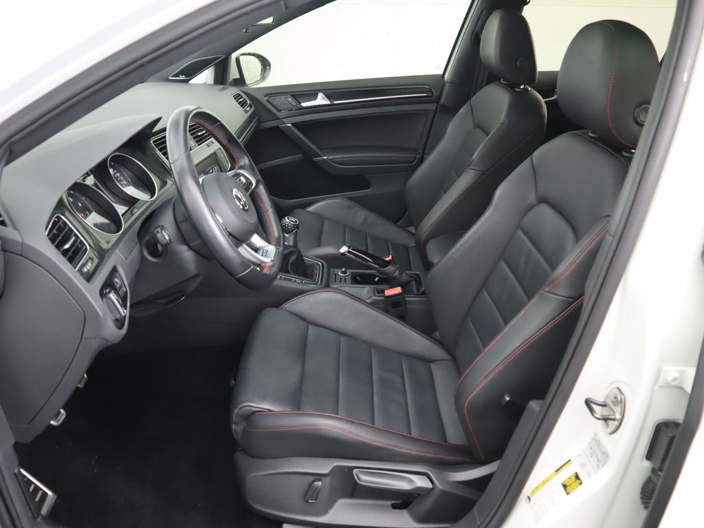 Thumbnail: 2017 Volkswagen Golf - 19