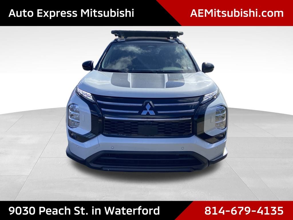 2025 Mitsubishi Outlander Trail Edition - 1