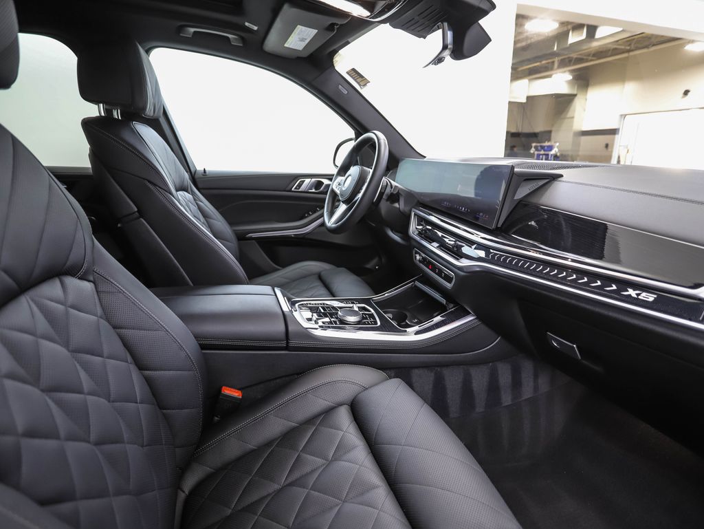 Thumbnail: 2024 BMW X5 - 30