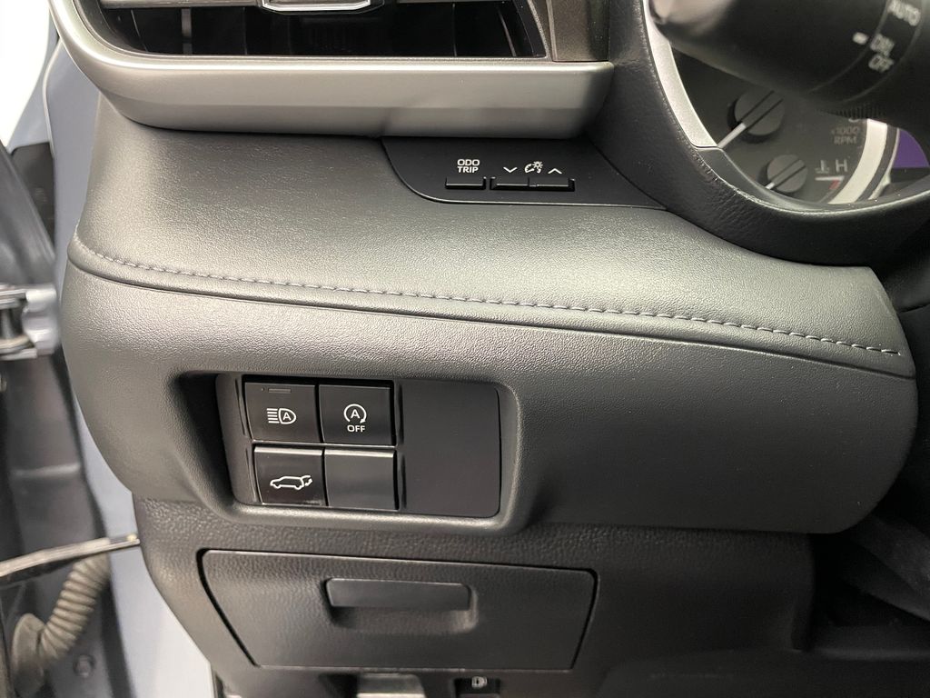 2023 Toyota Highlander XLE 20