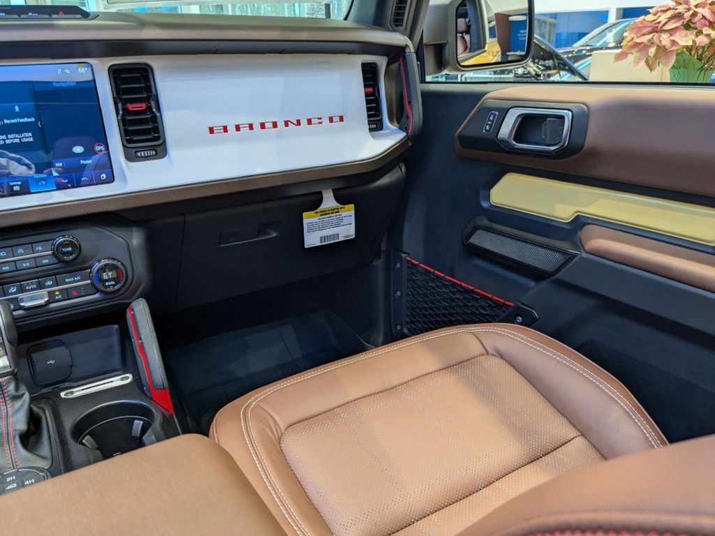 2024 Ford Bronco Heritage Limited Edition