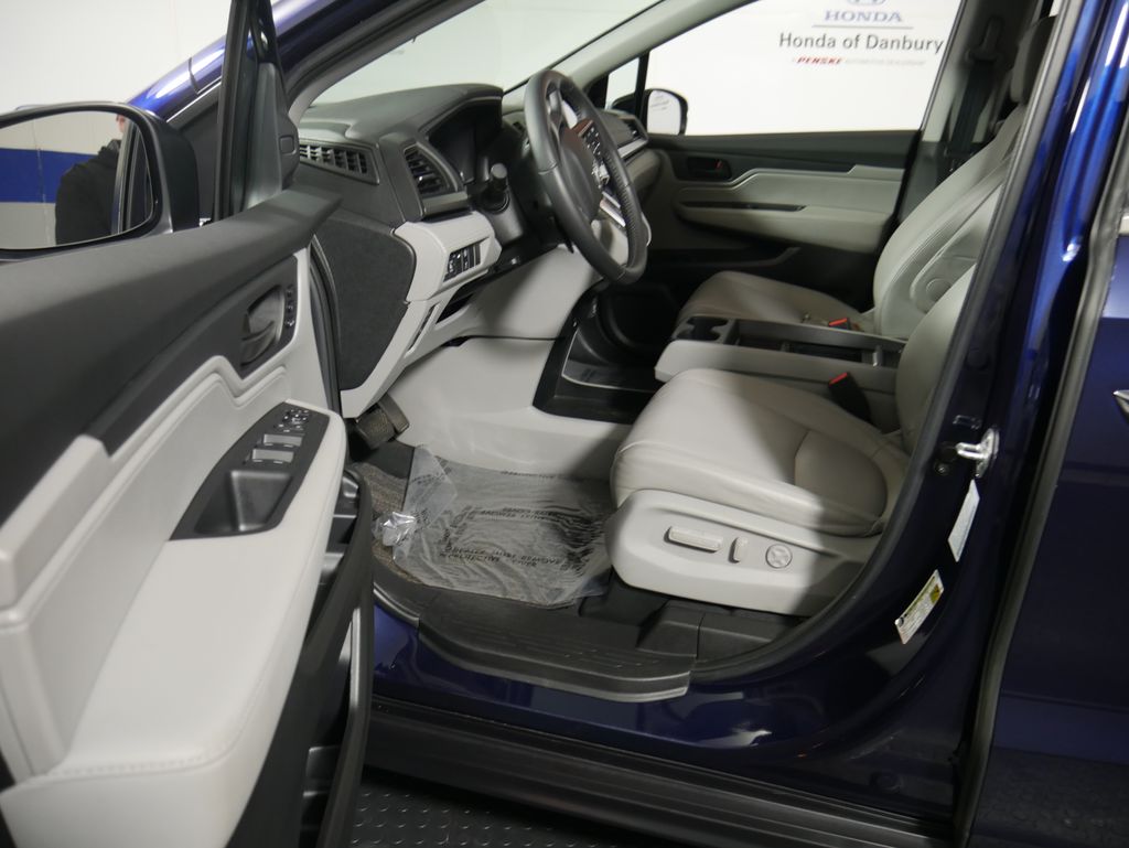 Thumbnail: 2023 Honda Odyssey - 26