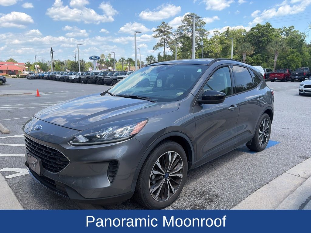 2022 Ford Escape SE