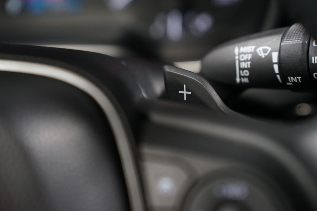 Thumbnail: 2023 Toyota Corolla - 15