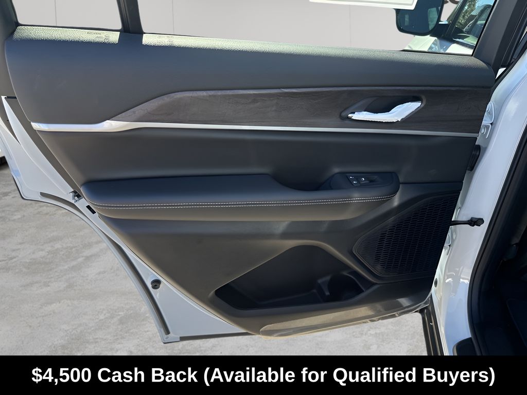 New Car 2025 Jeep Grand Cherokee L  Limited For Sale Under $40,000 In Austin, Texas