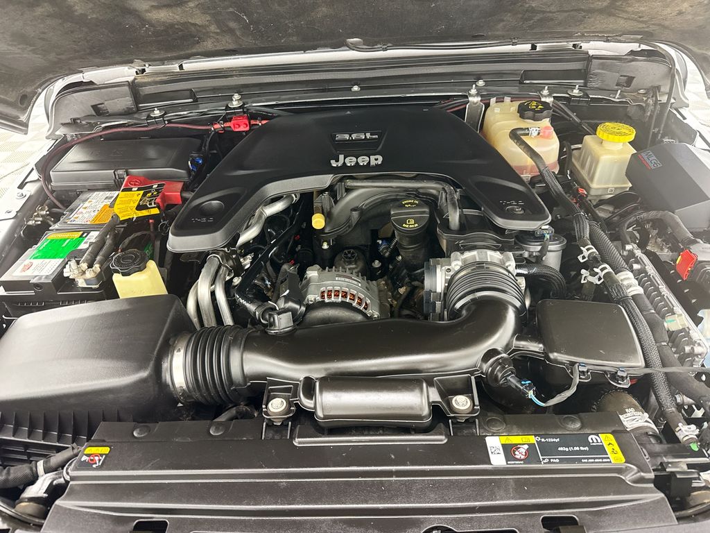 Thumbnail: 2021 Jeep Gladiator - 27