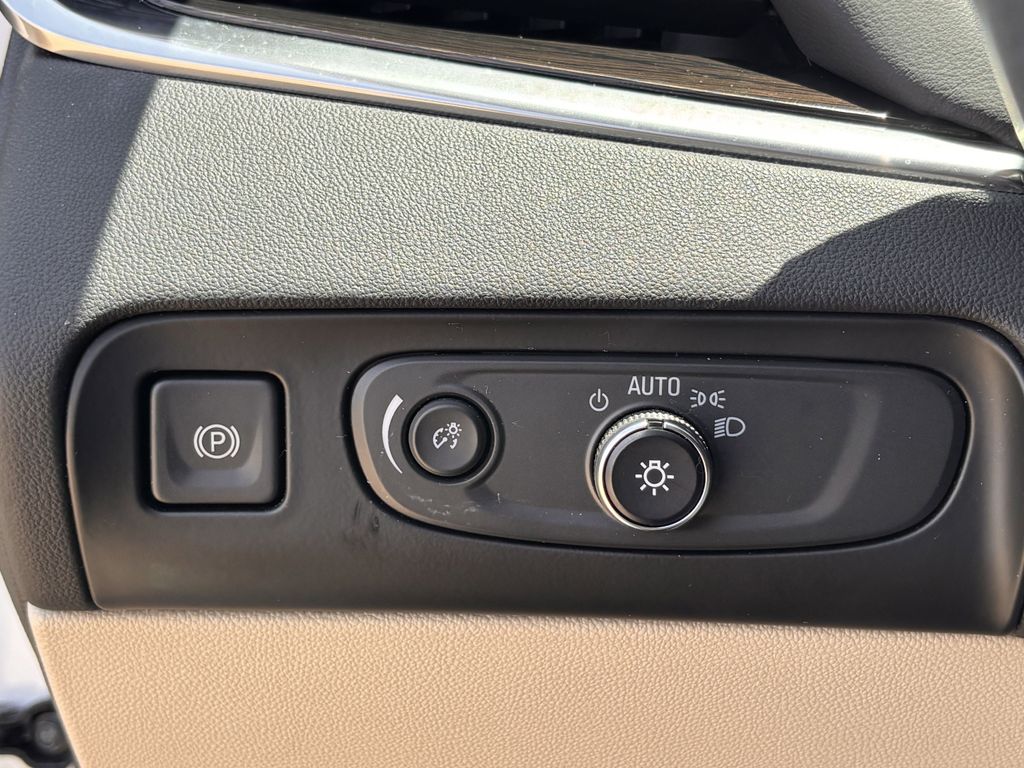 Used Car 2018 Buick Enclave  Premium Group For Sale Under $25,000 In Corsicana, Texas