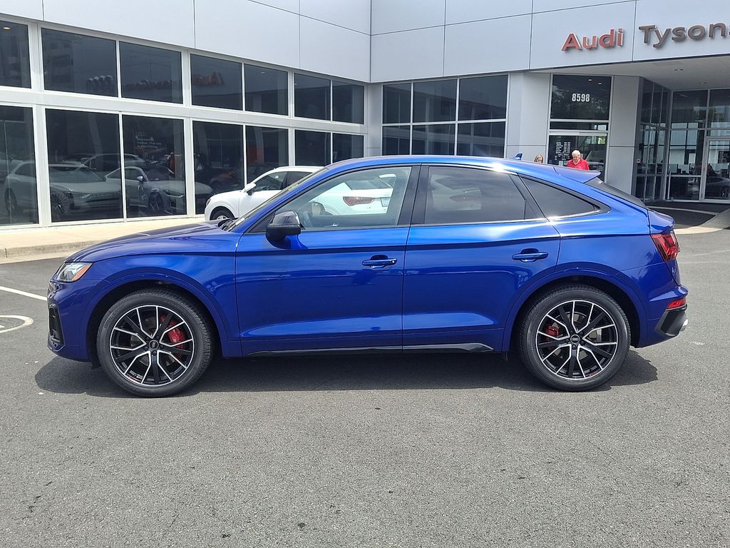 Thumbnail: 2023 Audi SQ5 - 7