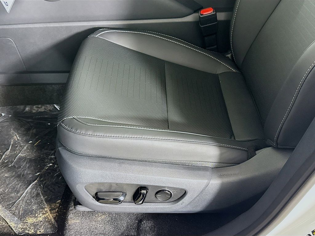 Thumbnail: 2026 Lexus TX - 21