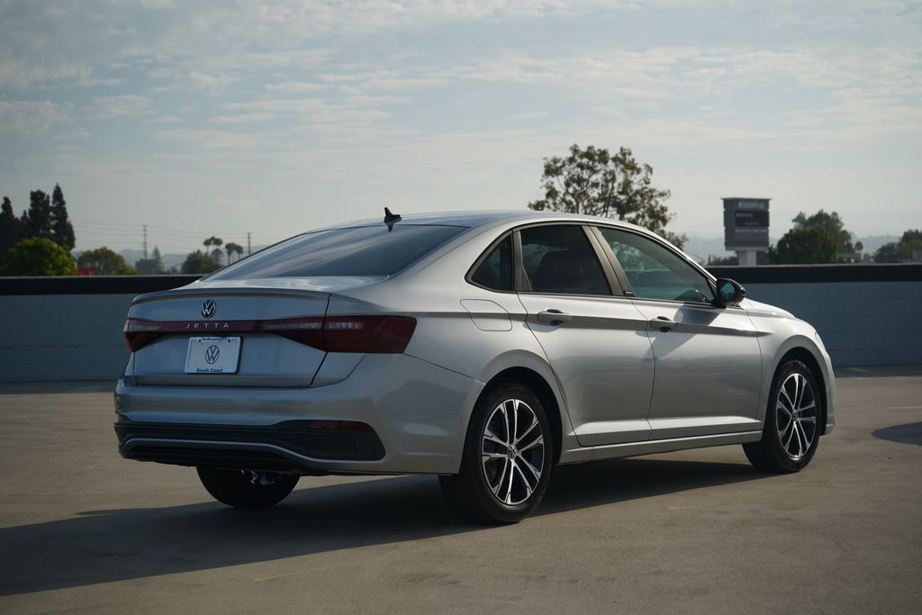 Thumbnail: 2026 Volkswagen Jetta - 3
