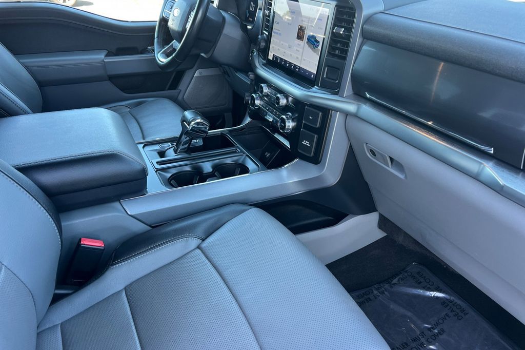 2023 Ford F-150 Lariat - Photo 18