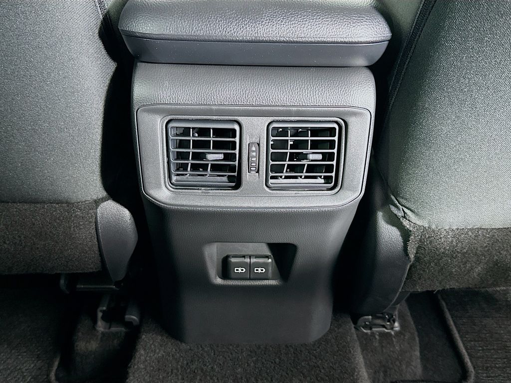 Thumbnail: 2025 Toyota RAV4 - 25