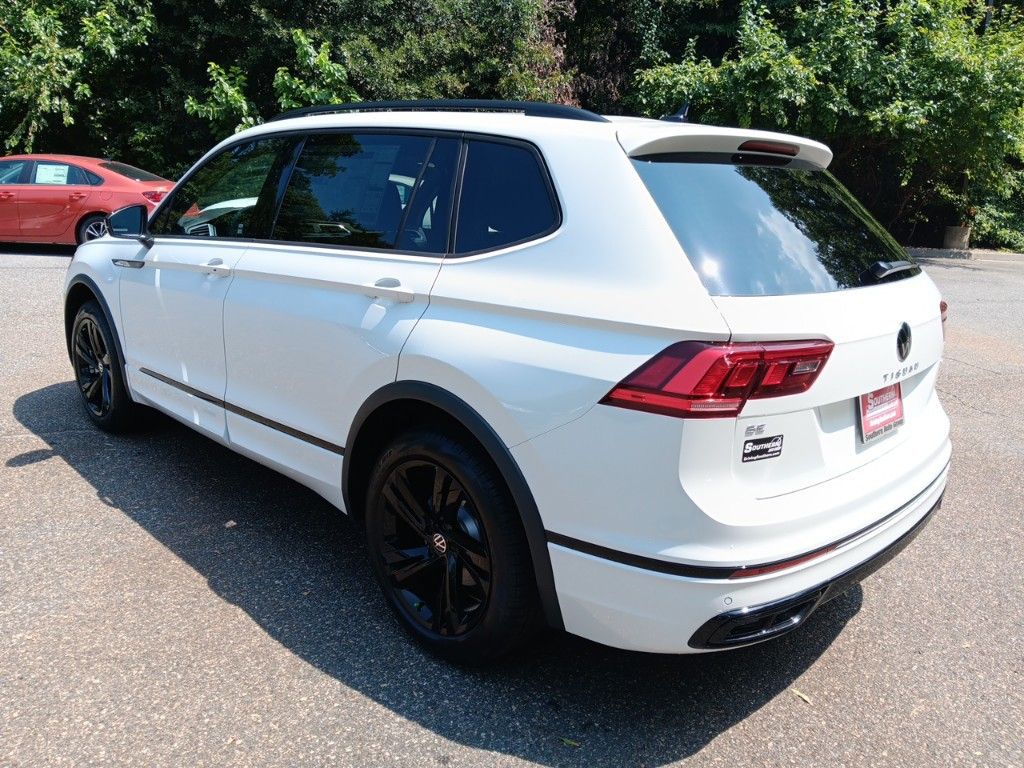 2024 Volkswagen Tiguan 2.0T SE R-Line Black 3