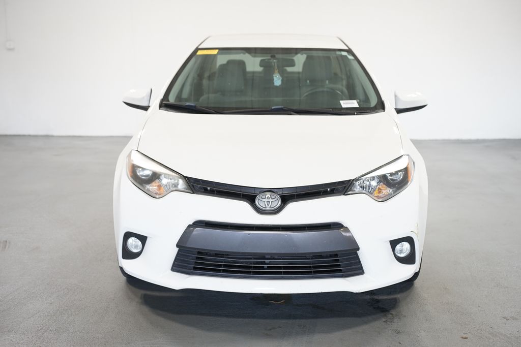 Thumbnail: 2015 Toyota Corolla - 2