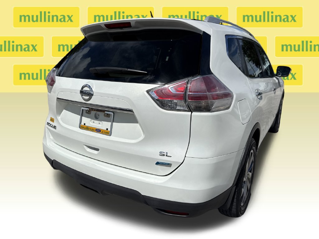 Used 2014 White Nissan SL image 4