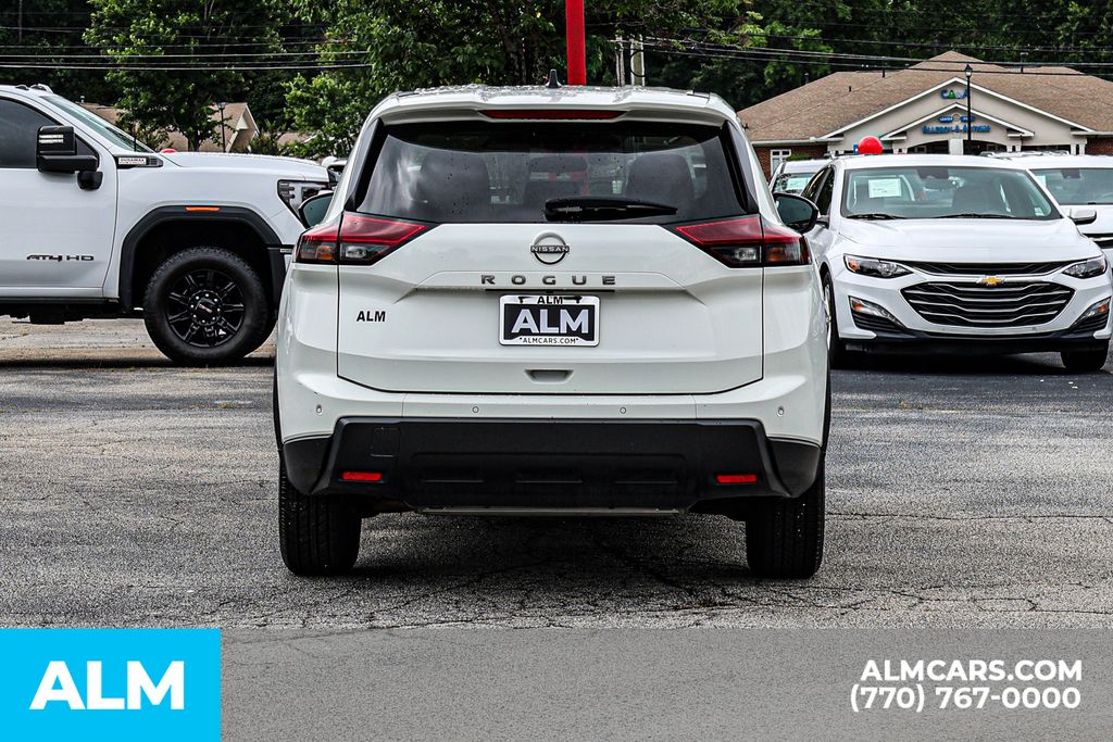 Used 2024 White Nissan S image 12