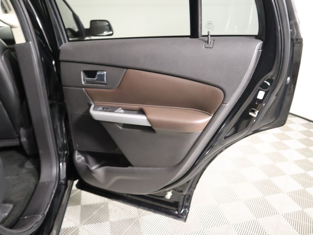 Thumbnail: 2011 Ford Edge - 27