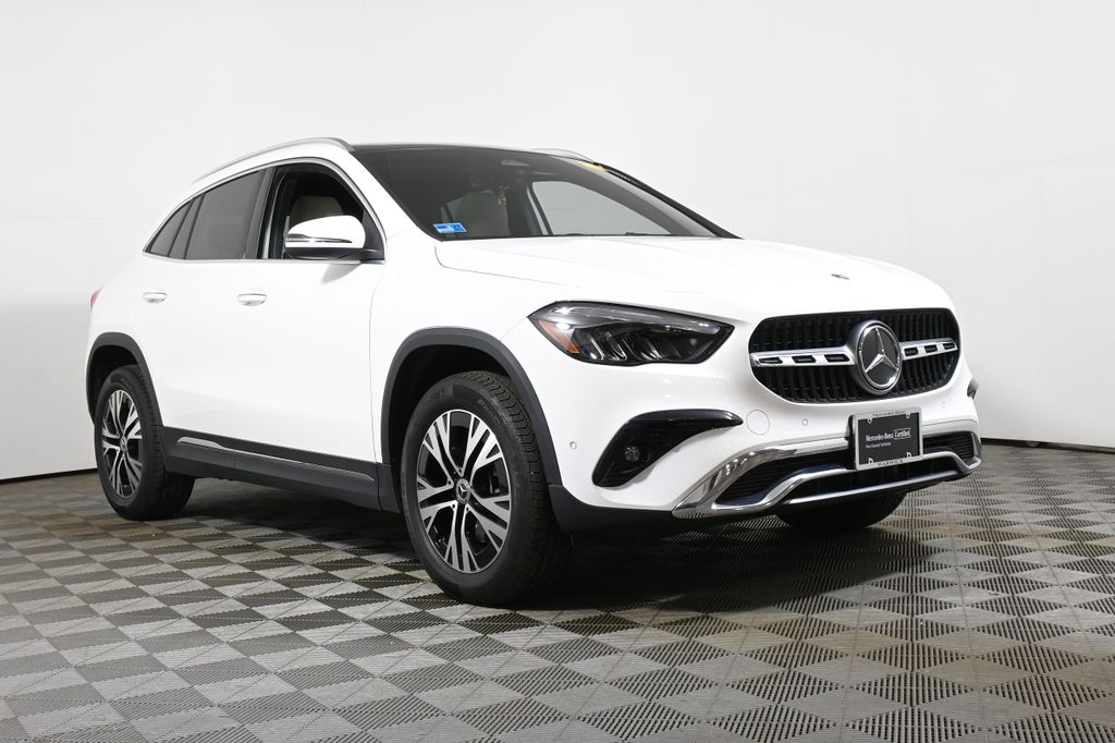 Thumbnail: 2025 Mercedes-Benz GLA - 9