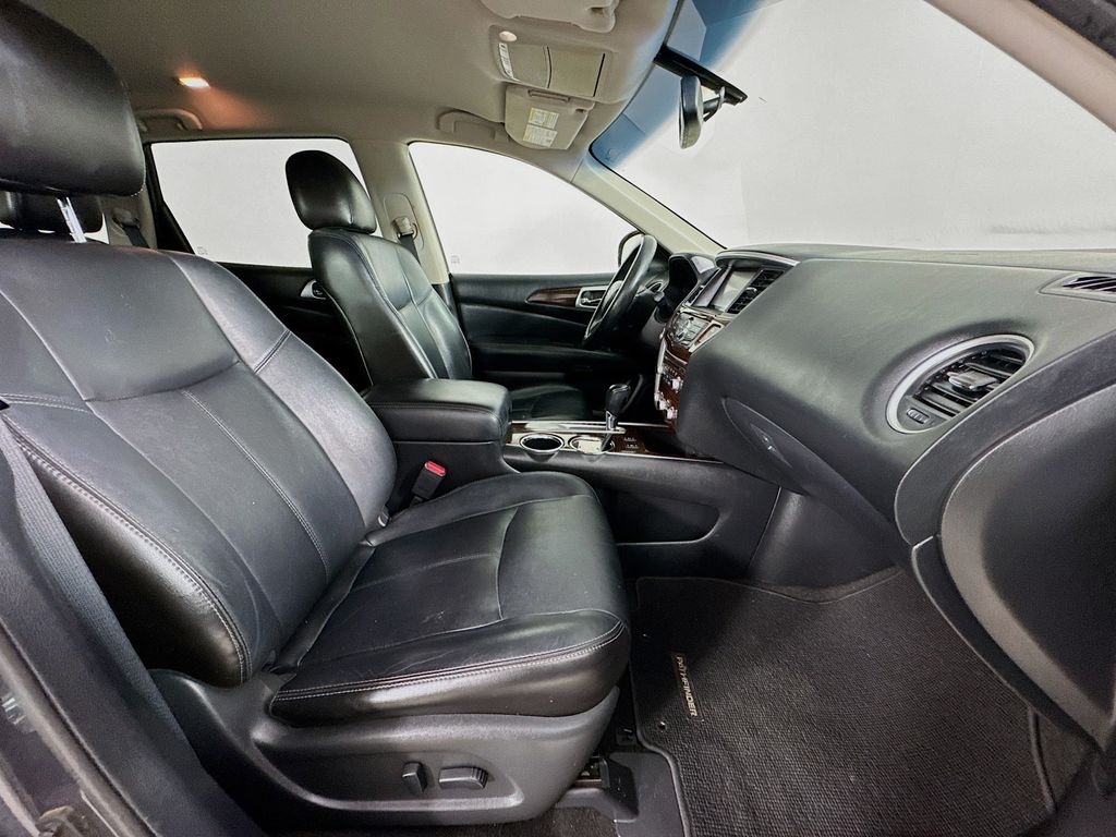Used Car 2013 Nissan Pathfinder  Sl For Sale Under $10,000 In Austin, Texas