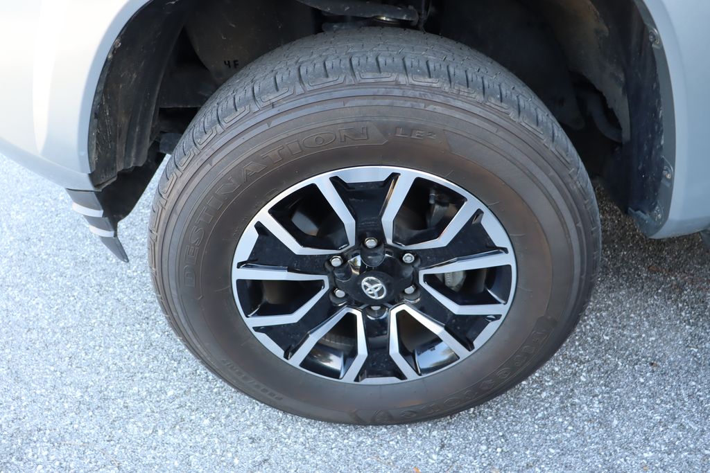 Thumbnail: 2023 Toyota Tacoma - 4